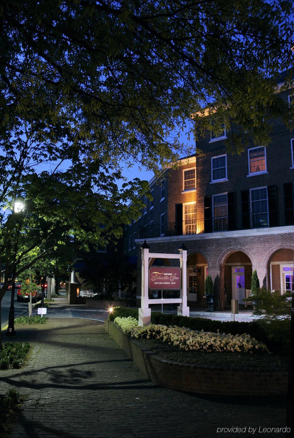 איסטון The Tidewater Inn מראה חיצוני תמונה