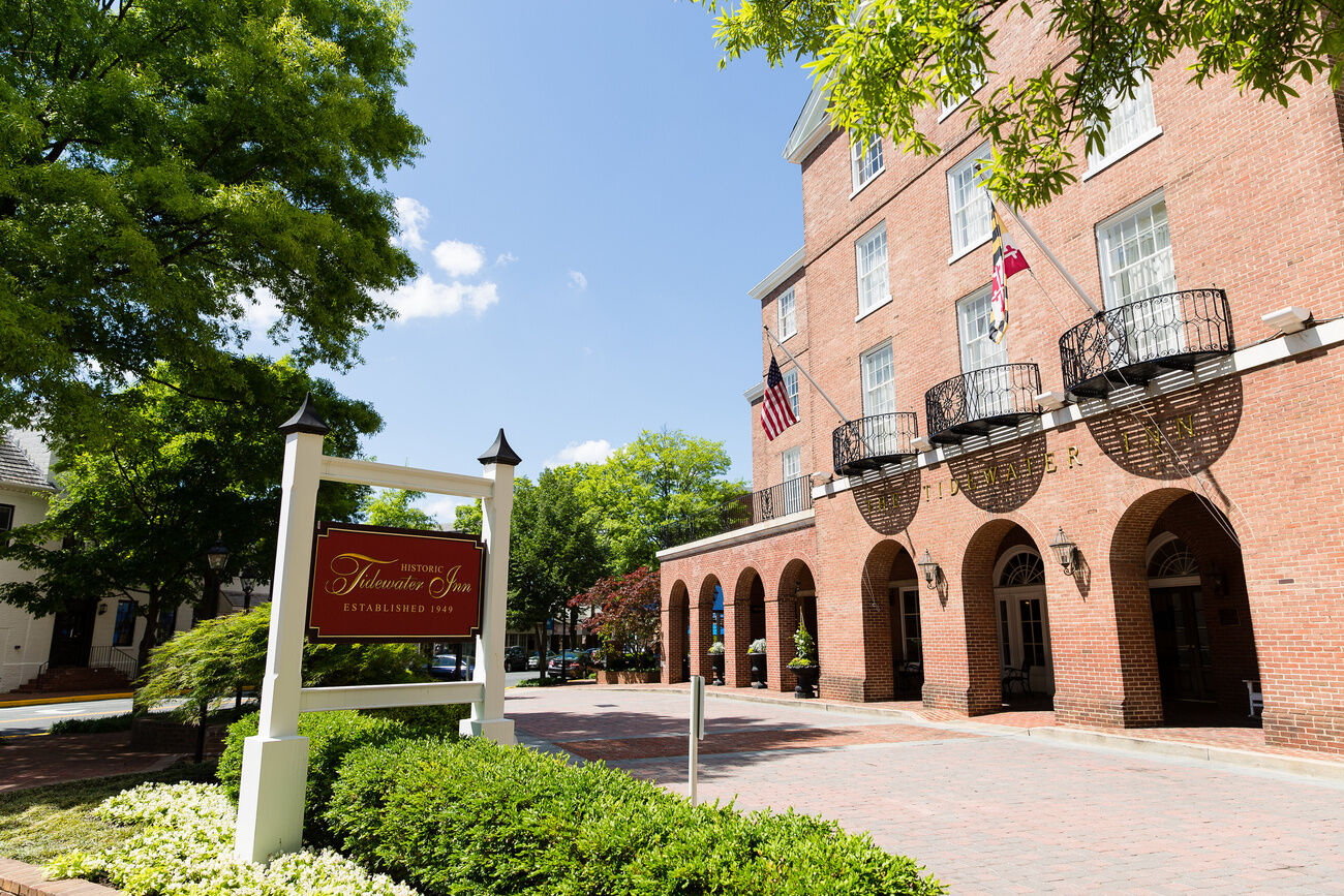 איסטון The Tidewater Inn מראה חיצוני תמונה